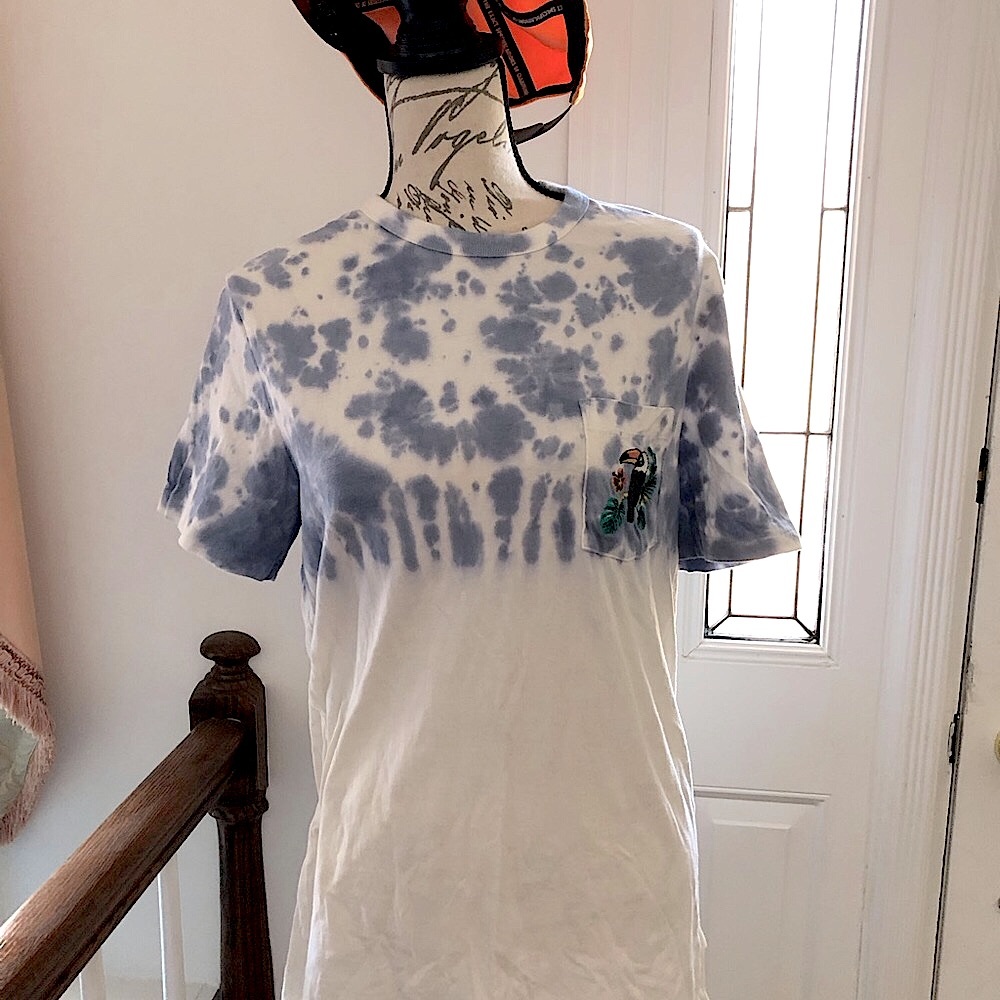 GAP TALL TIE DYE TEE